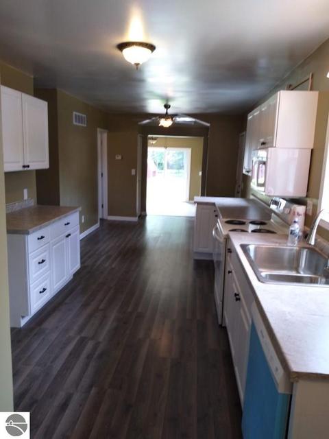 616 E North St, Ithaca, MI 48847 photo 12