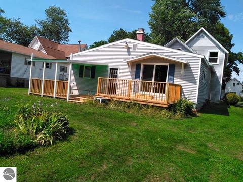 616 E North St, Ithaca, MI 48847 photo 4