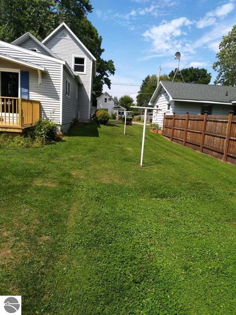 616 E North St, Ithaca, MI 48847 photo 5