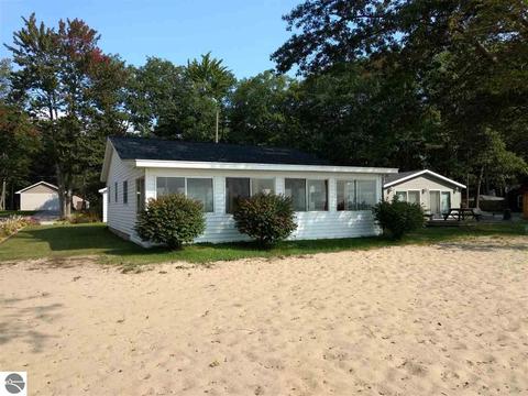 4106 E Michigan Ave, Au Gres, MI 48703 photo 9