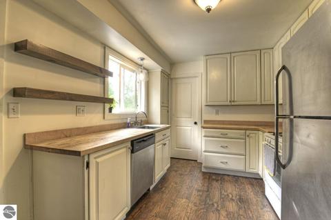 8968 E Lincoln Rd, Cedar, MI 49621 photo 17