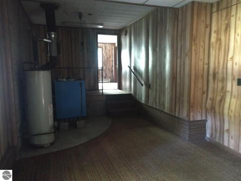 958 N Sanford Ave, Au Gres, MI 48703 photo 9