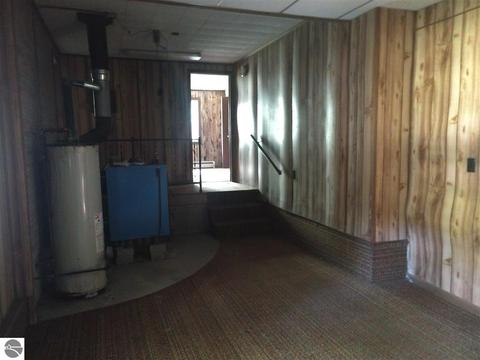 958 N Sanford Ave, Au Gres, MI 48703 photo 8