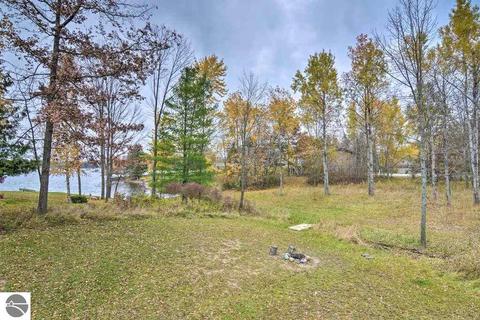 5332 King Arthurs Ct, Gladwin, MI 48624 photo 42