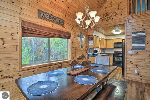5332 King Arthurs Ct, Gladwin, MI 48624 photo 10