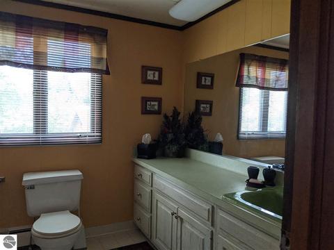 2932 E Lake Dr, Lupton, MI 48635 photo 20