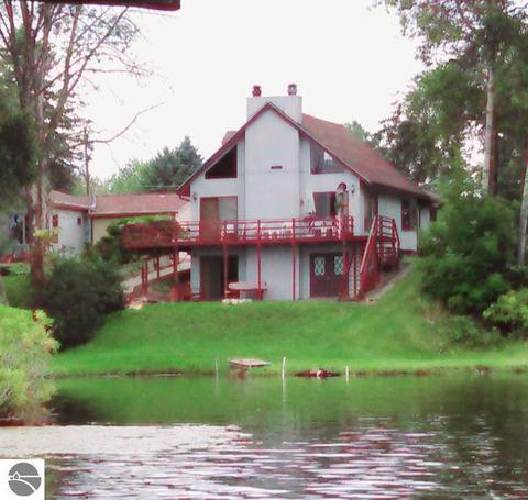 2932 E Lake Dr, Lupton, MI 48635 photo 4