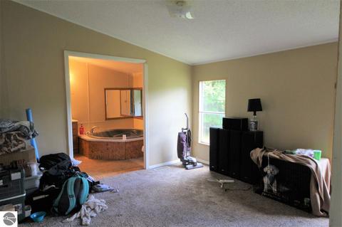 11222 Emerald Frst, Interlochen, MI 49643 photo 17