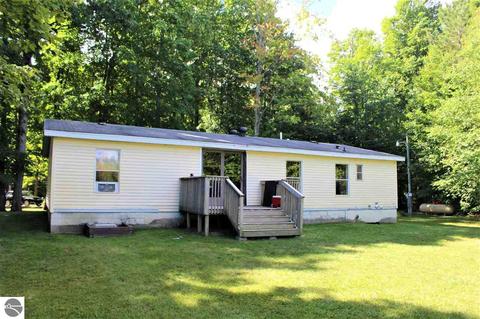 11222 Emerald Frst, Interlochen, MI 49643 photo 4