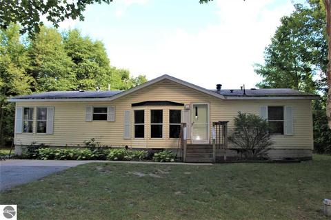 11222 Emerald Frst, Interlochen, MI 49643 photo 2