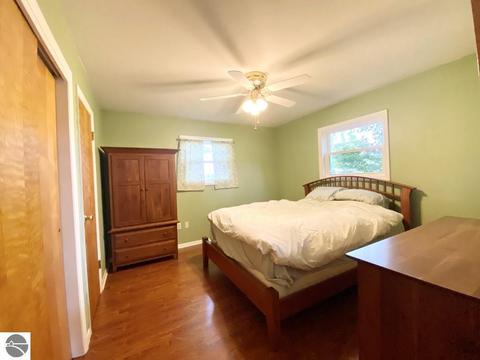 8040 E Pickard Rd, Mount Pleasant, MI 48858 photo 10