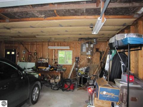 2565 Birch Point Dr, Lupton, MI 48635 photo 23