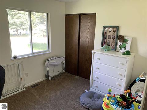 708 E South St, Ithaca, MI 48847 photo 11