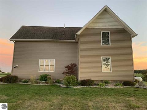 5676 E Saint Charles Rd, Ithaca, MI 48847 photo 37