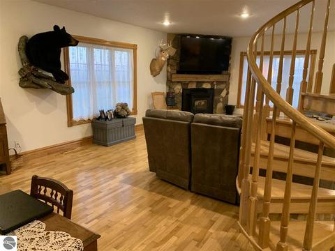 5676 E Saint Charles Rd, Ithaca, MI 48847 photo 13