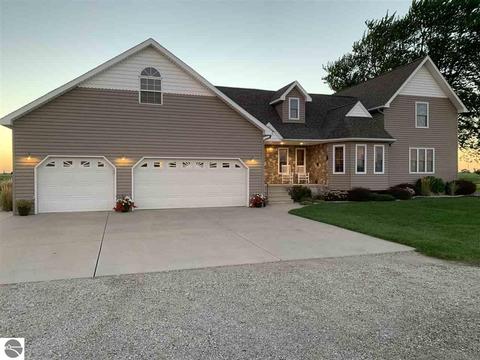 5676 E Saint Charles Rd, Ithaca, MI 48847 photo 55