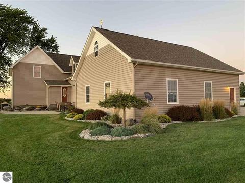 5676 E Saint Charles Rd, Ithaca, MI 48847 photo 40