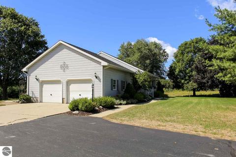 421 East Dr, Shepherd, MI 48883 photo 44