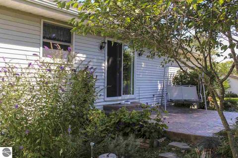 421 East Dr, Shepherd, MI 48883 photo 40