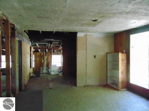 5277 E 28th St, White Cloud, MI 49349 photo 15