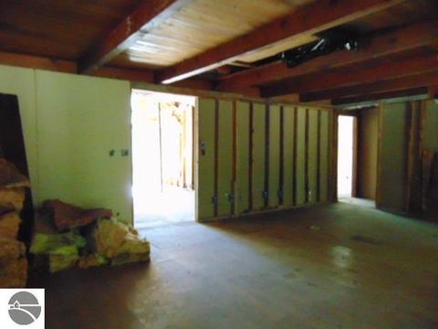 5277 E 28th St, White Cloud, MI 49349 photo 13