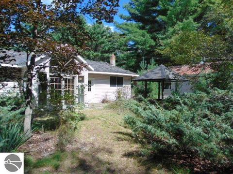5277 E 28th St, White Cloud, MI 49349 photo 7