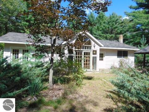 5277 E 28th St, White Cloud, MI 49349 photo 8
