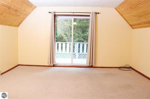 6243 Gopher Trl, Harrison, MI 48625 photo 19