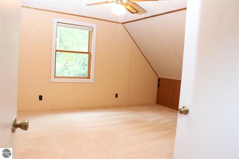 6243 Gopher Trl, Harrison, MI 48625 photo 17