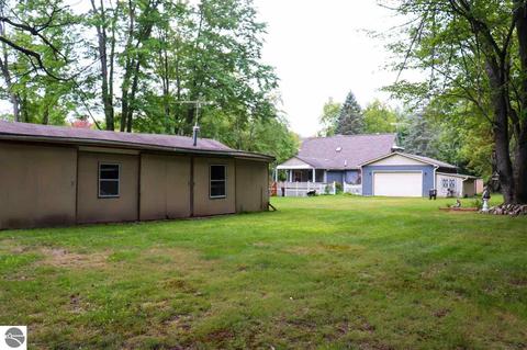 6243 Gopher Trl, Harrison, MI 48625 photo 28