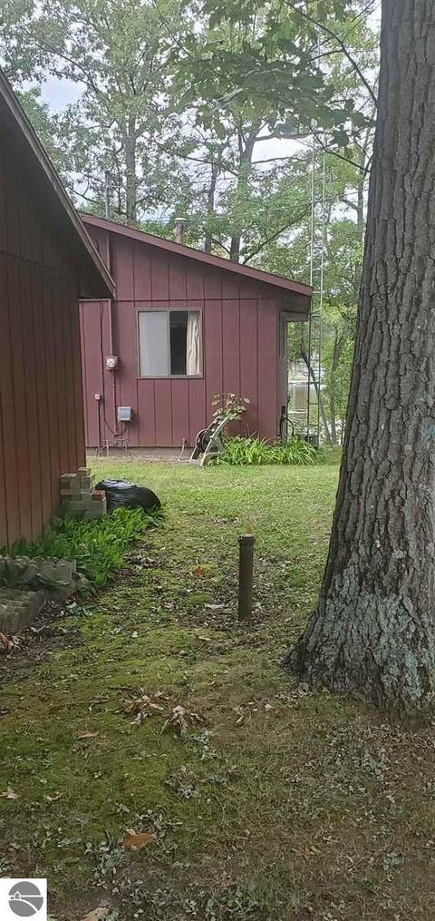 3113 Sumac Trl, Lupton, MI 48635 photo 8