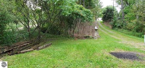 3113 Sumac Trl, Lupton, MI 48635 photo 10