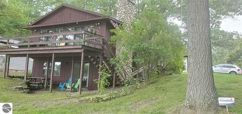3113 Sumac Trl, Lupton, MI 48635 photo 1