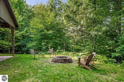 89 Dubonnet Trl, Interlochen, MI 49643 photo 9