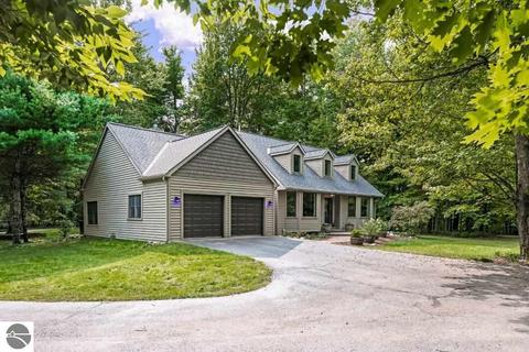 89 Dubonnet Trl, Interlochen, MI 49643 photo 2