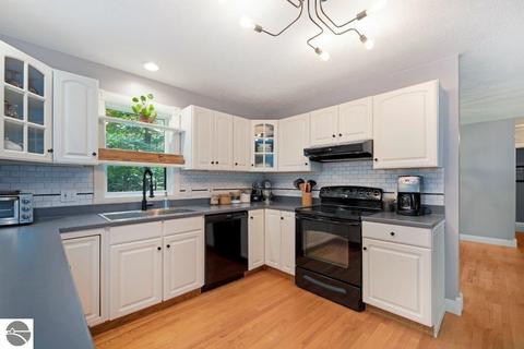 89 Dubonnet Trl, Interlochen, MI 49643 photo 15