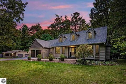 89 Dubonnet Trl, Interlochen, MI 49643 photo 1