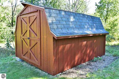 4636 Bartlett Rd, Williamsburg, MI 49690 photo 33