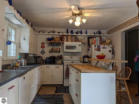 19 N Huron Rd, Au Gres, MI 48703 photo 7