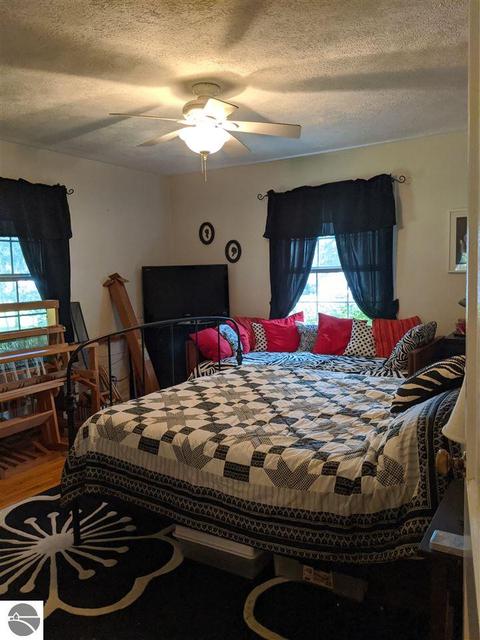 19 N Huron Rd, Au Gres, MI 48703 photo 13