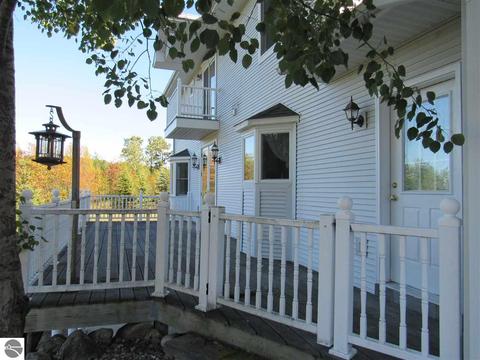 9169 E Hoxie Rd, Cedar, MI 49621 photo 4