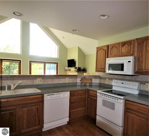 6607 Betsie River Rd, Interlochen, MI 49643 photo 8