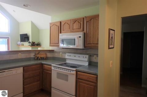 6607 Betsie River Rd, Interlochen, MI 49643 photo 10