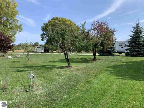 585 S Tonkey Rd, Au Gres, MI 48703 photo 5