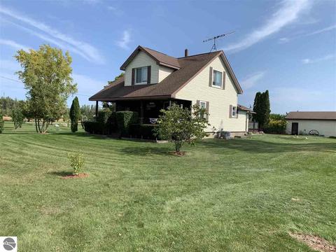 585 S Tonkey Rd, Au Gres, MI 48703 photo 2