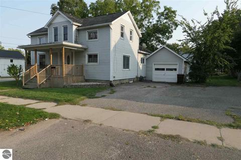320 E Ctr, Ithaca, MI 48847 photo 2