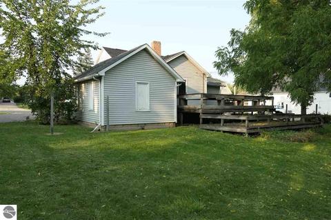 320 E Ctr, Ithaca, MI 48847 photo 5