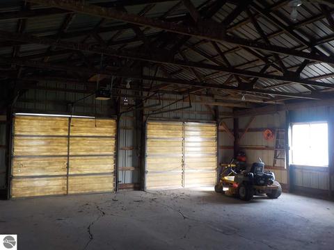 2211 W Baseline Rd, Mount Pleasant, MI 48858 photo 31