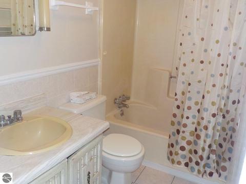 2211 W Baseline Rd, Mount Pleasant, MI 48858 photo 17
