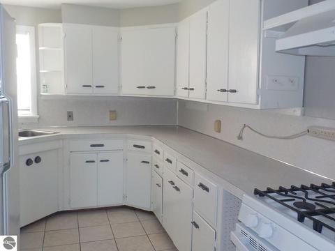2211 W Baseline Rd, Mount Pleasant, MI 48858 photo 2